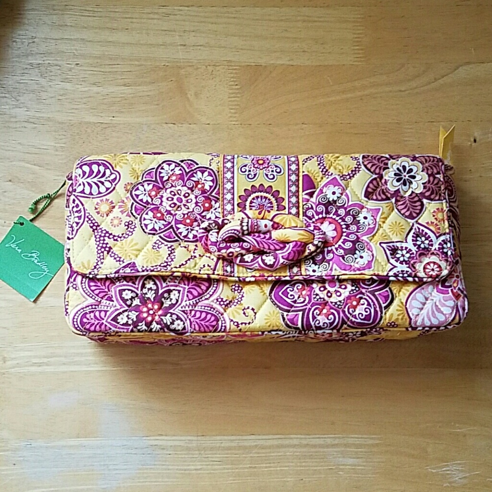 NWT Vera Bradley Clutch