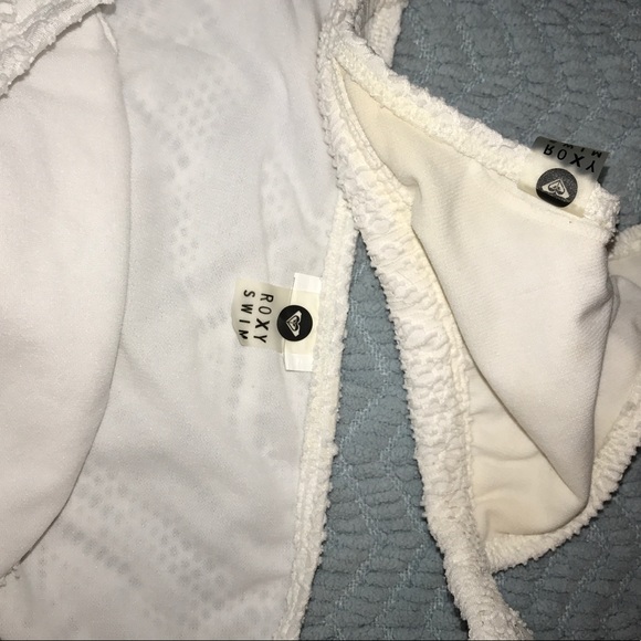 White roxy bikini (medium) - Picture 4 of 4