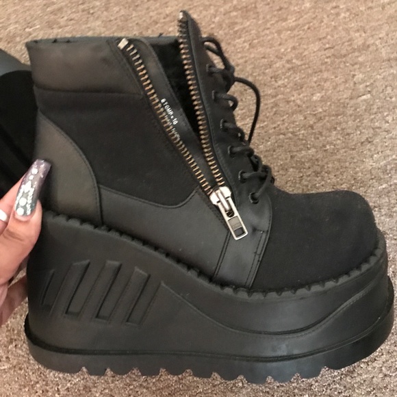 Demontia stomp platform shoes - Picture 3 of 3