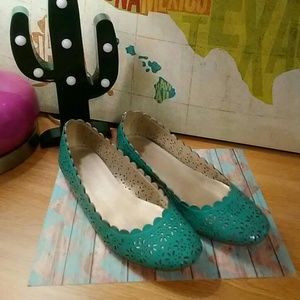 Authentic COACH Teal Eyelet cutout Flats