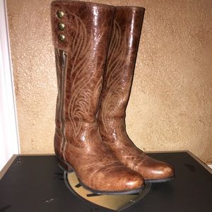 Ladies Ariat boots