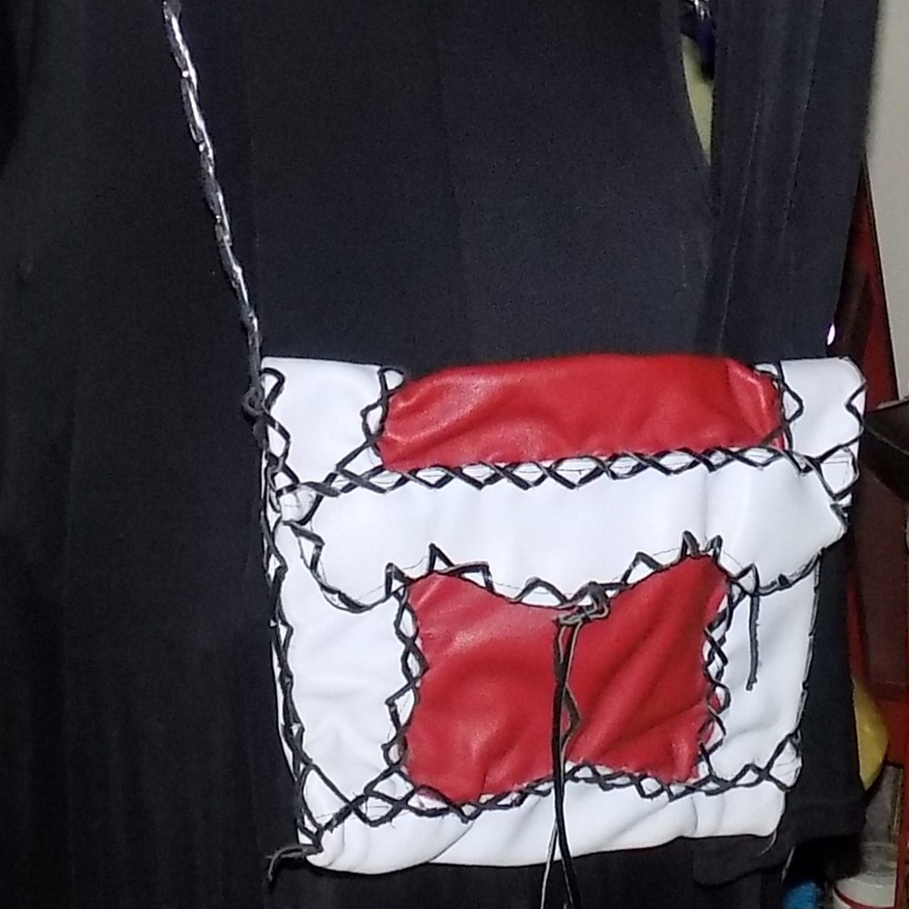 Crossbody Ipad-Bag in red, white and black