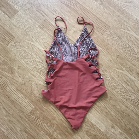 Florence in Li Hing Mui - Picture 2 of 2