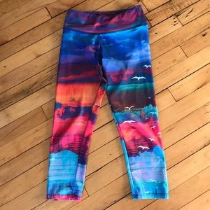 Onzie sunset print mid-calf length yoga pants