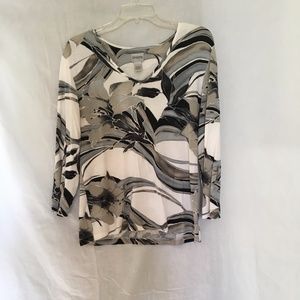 Chico's Dark Floral 3/4 length