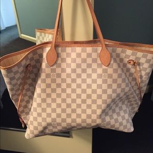 Louis Vuitton Checkered Large Neverfull bag