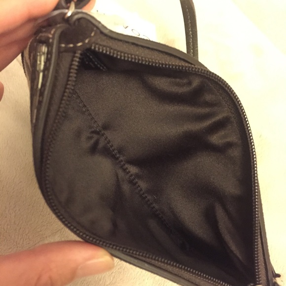 NWT Coach Signature Beaded Wristlet - Picture 5 of 7