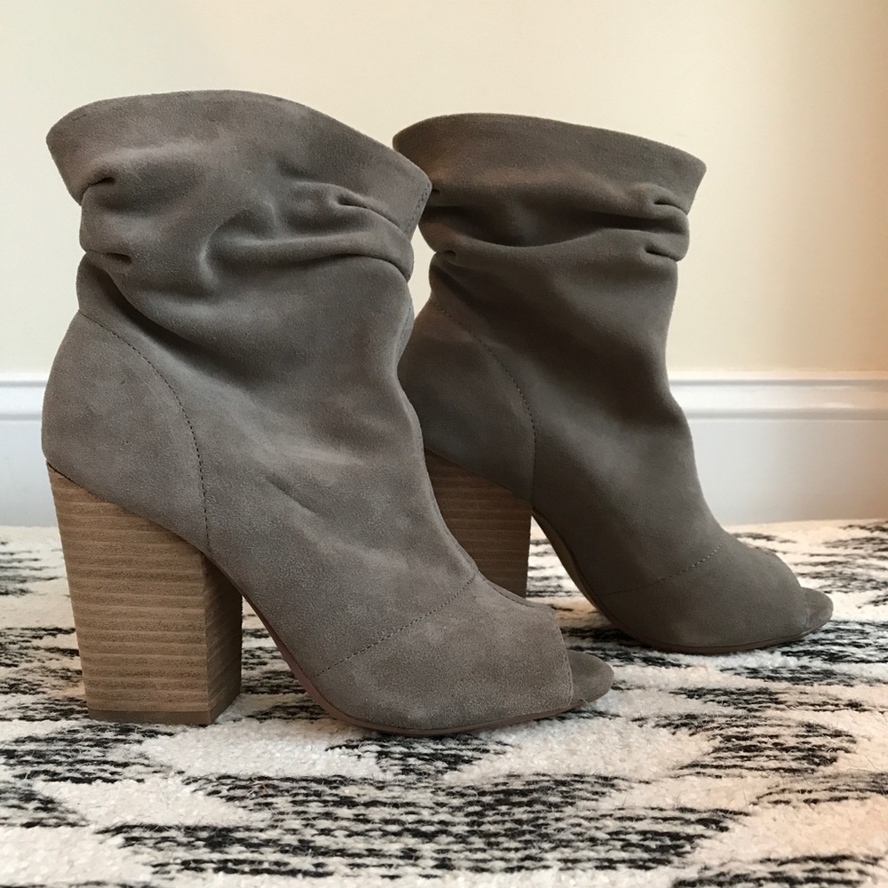 Chinese Laundry slouchy peep toe booties