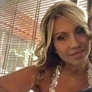 Meet your Posher, Gabriela