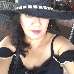 Meet your Posher, Michaela