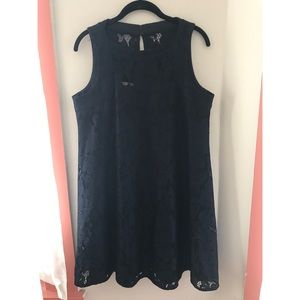 Dark blue Donna Morgan size 6 lace halter dress