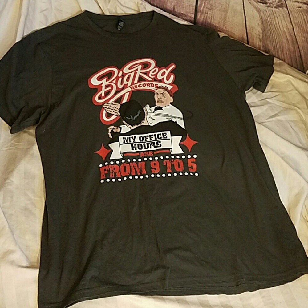 Mens concert tee