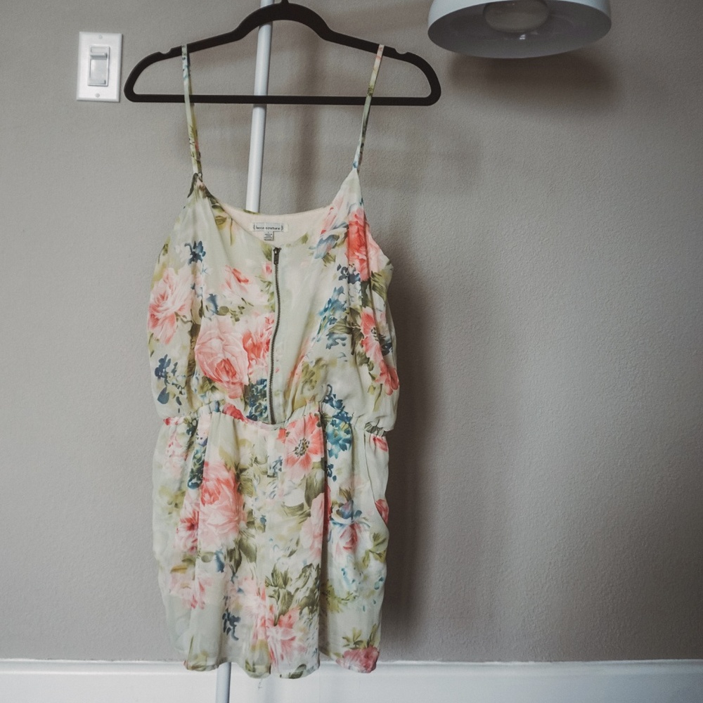 Foral print green/yellow romper