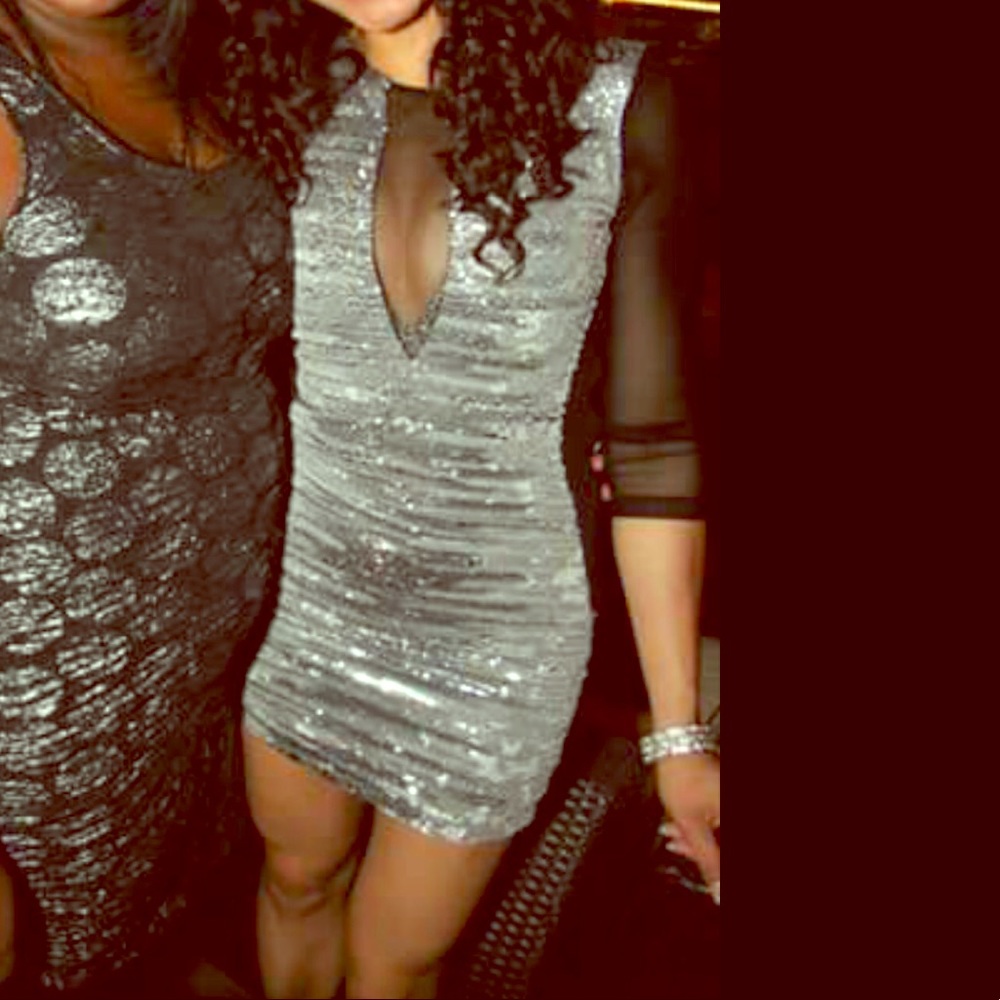 Bebe dress