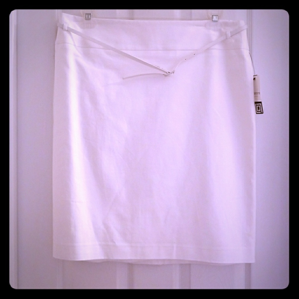 Liz Claiborne White Double Cotton Skirt