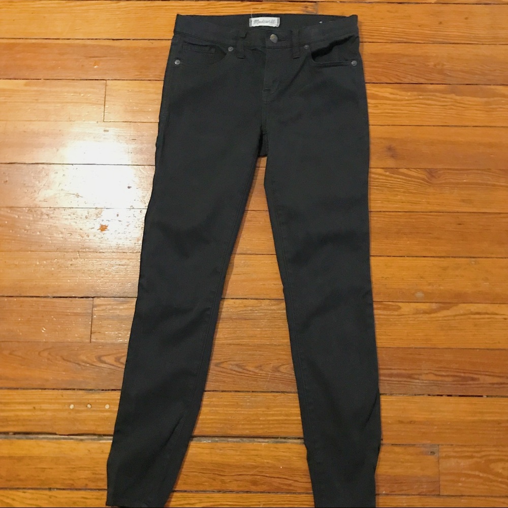 Black "Skinny Skinny" Madewell Sateen Jeans.