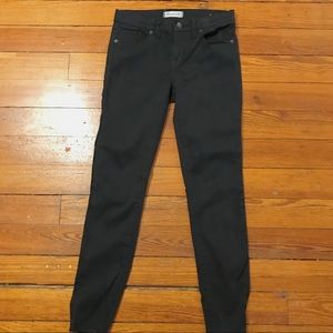 Black "Skinny Skinny" Madewell Sateen Jeans.