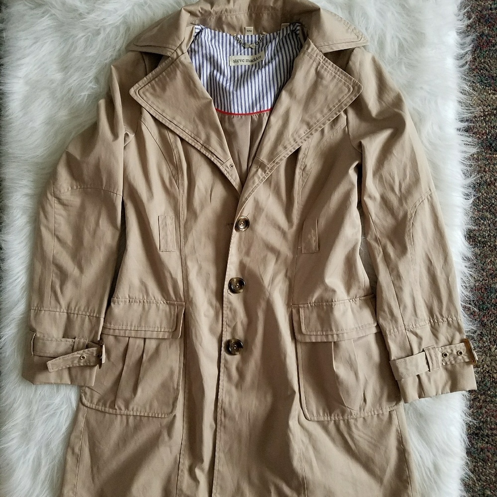 Steve Madden trench coat size M