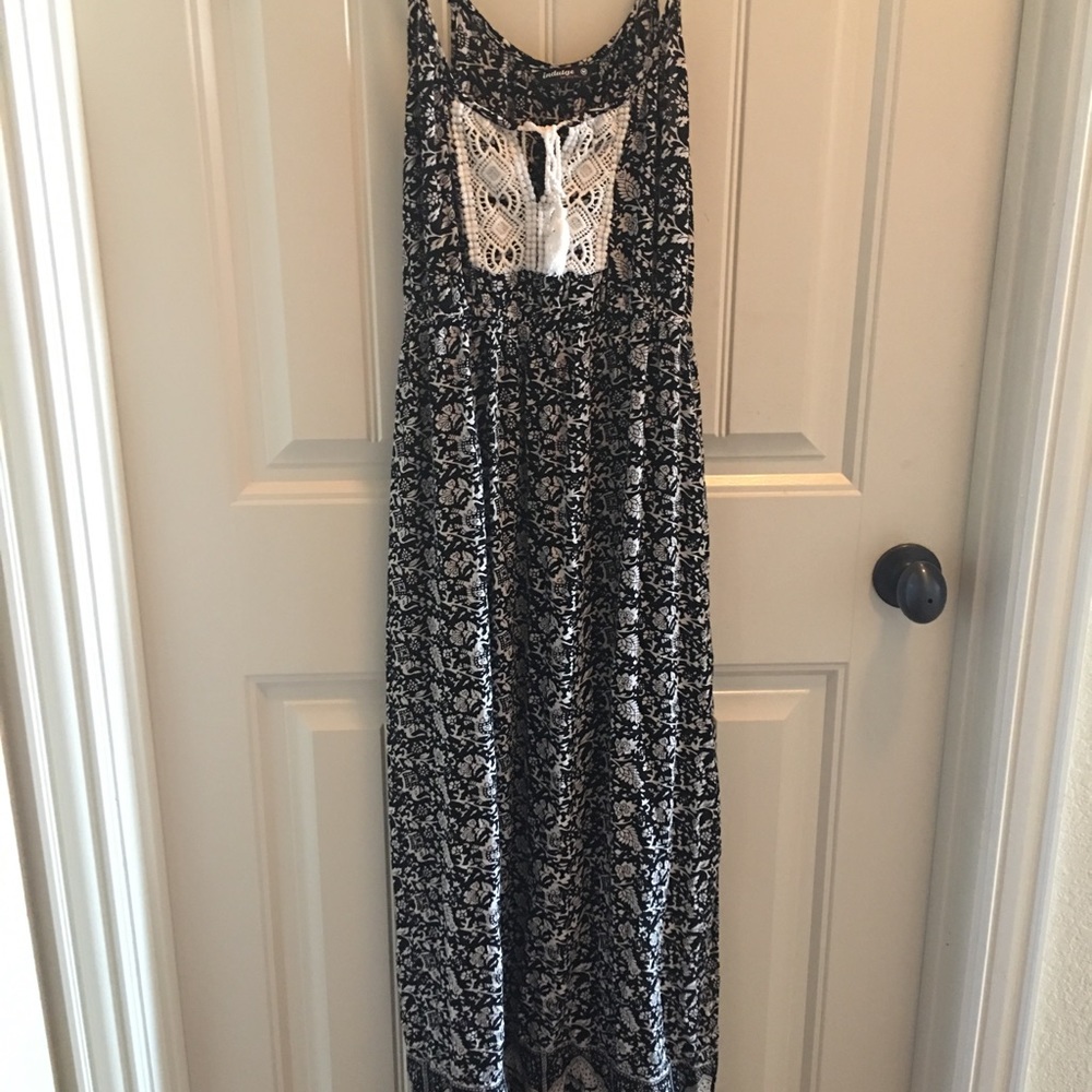 Elephant Boho Dress with Lace Details & 🍝 Straps