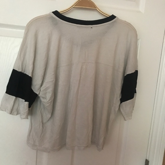 Brandy Melville Tee - Picture 2 of 2