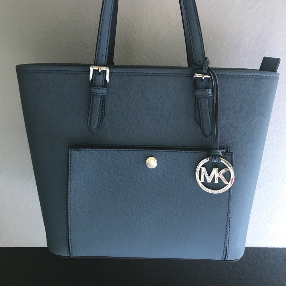 Michael Michael Kors Medium sized purse