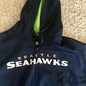 Men Nike thermafit Seahawks jacket with hood. XXL