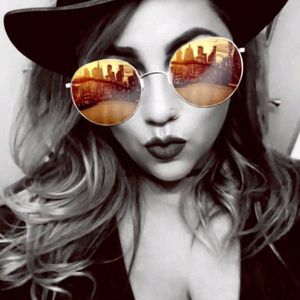 Meet your Posher, Olga