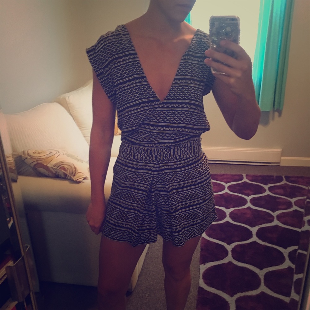 Madewell short sleeved romper - Size S