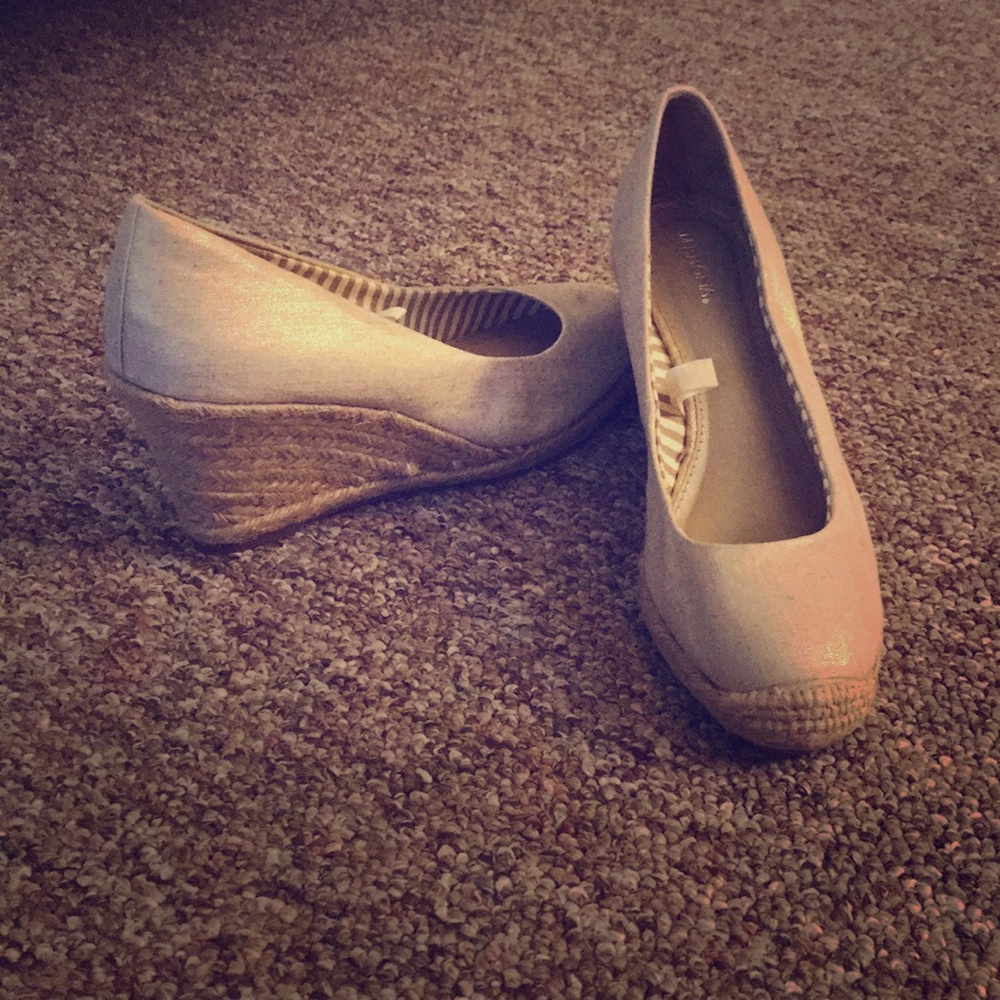 Merona Wedges NWOT