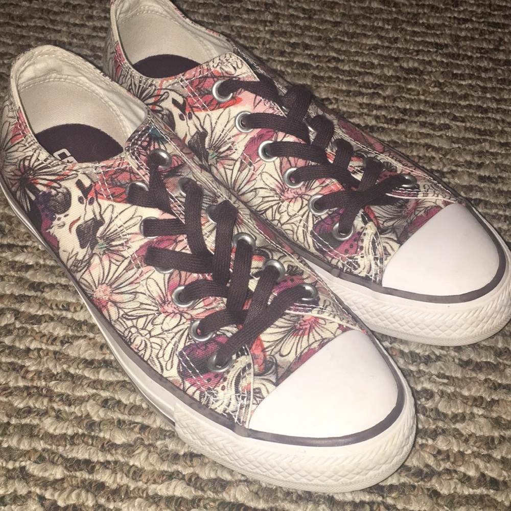 Flower converse