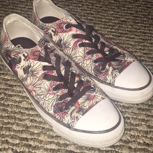 Flower converse