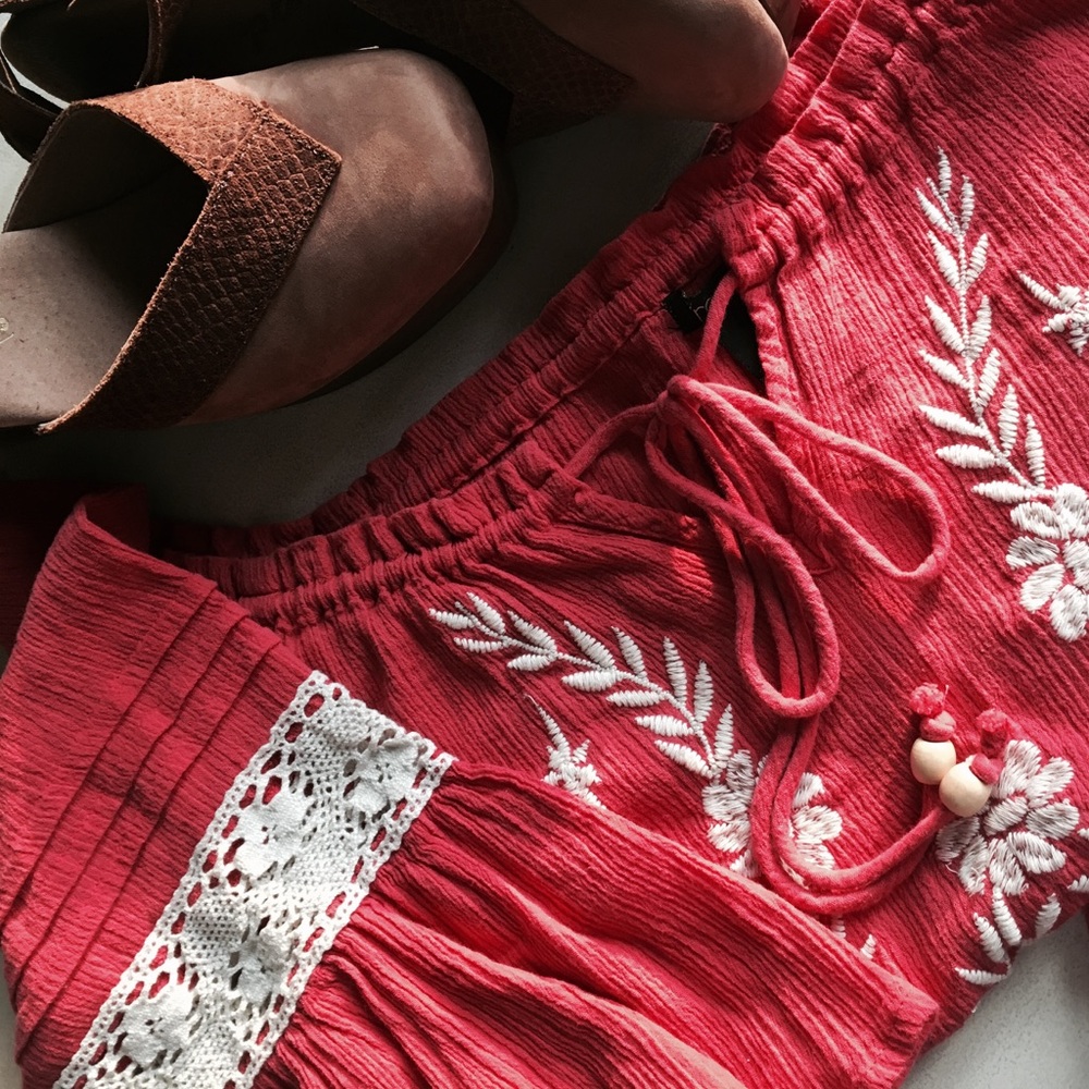 Embroidered Flower boho flowy top