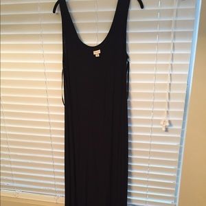 Black maxi dress