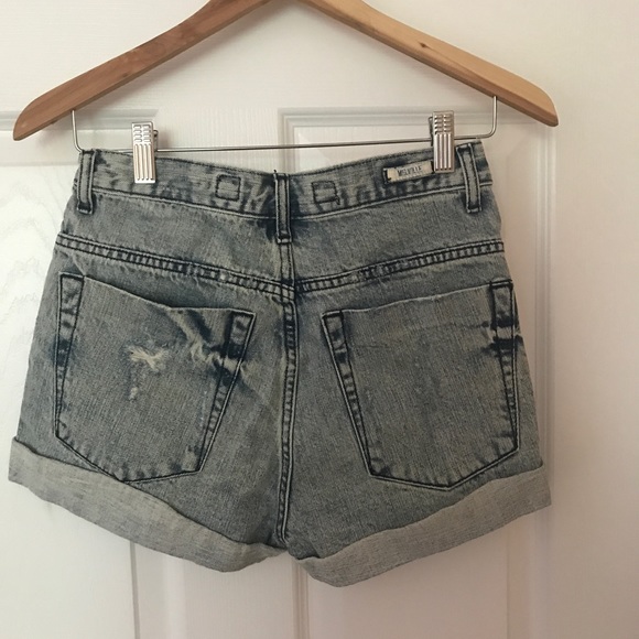 Brandy Melville Hi-waisted Distressed Shorts - Picture 2 of 2
