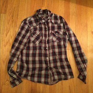 VANILLA STAR PLAID BUTTON DOWN TOP