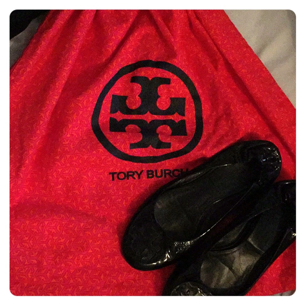 Tory Butch Reva flats