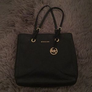 Michael Kors Tote