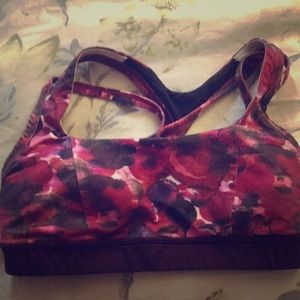 Lululemon sports bra