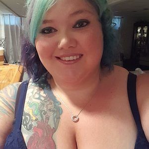 Meet your Posher, Angie