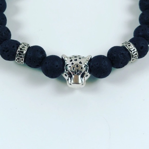 Men or women lava rock & silver panther bracelet - Picture 4 of 7