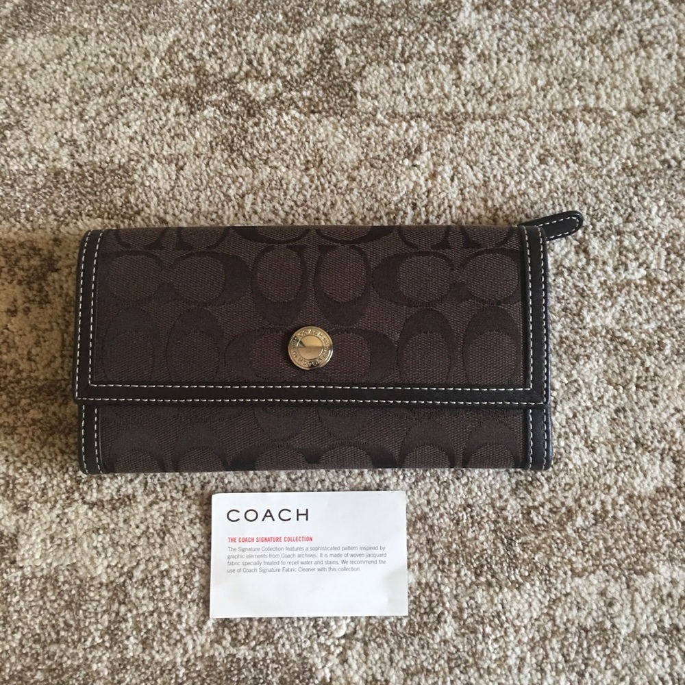 🛑SOLD LOCAL🛑Coach wallet- authentic