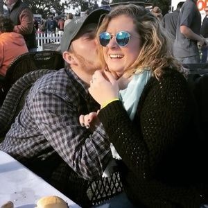 Meet your Posher, Holli