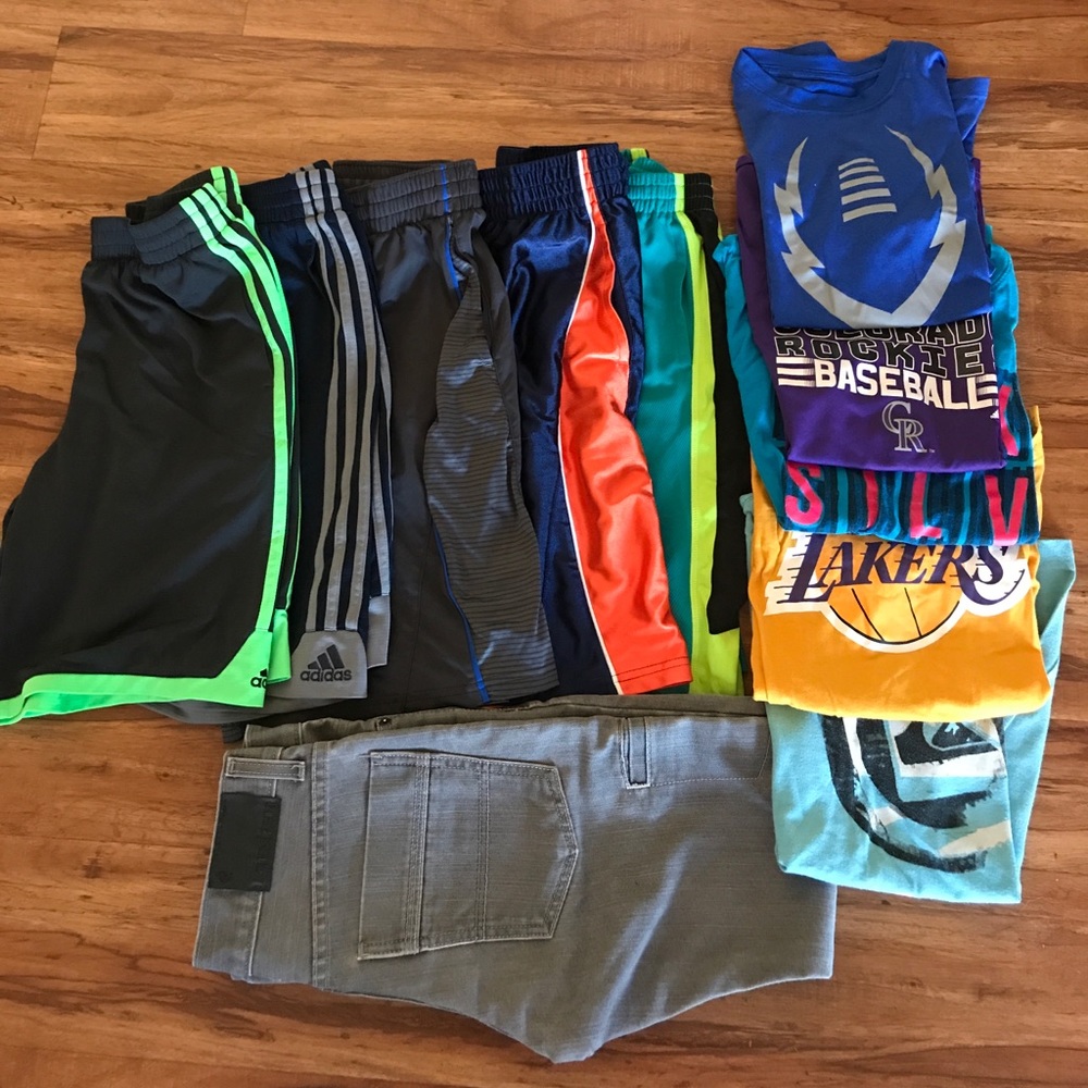 Huge Boys Lot of Clothing ⭐️