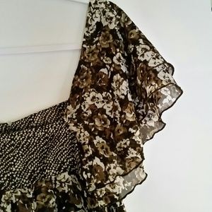 Apt. 9 Large Top, Tie Top, Ruffled Sleeves