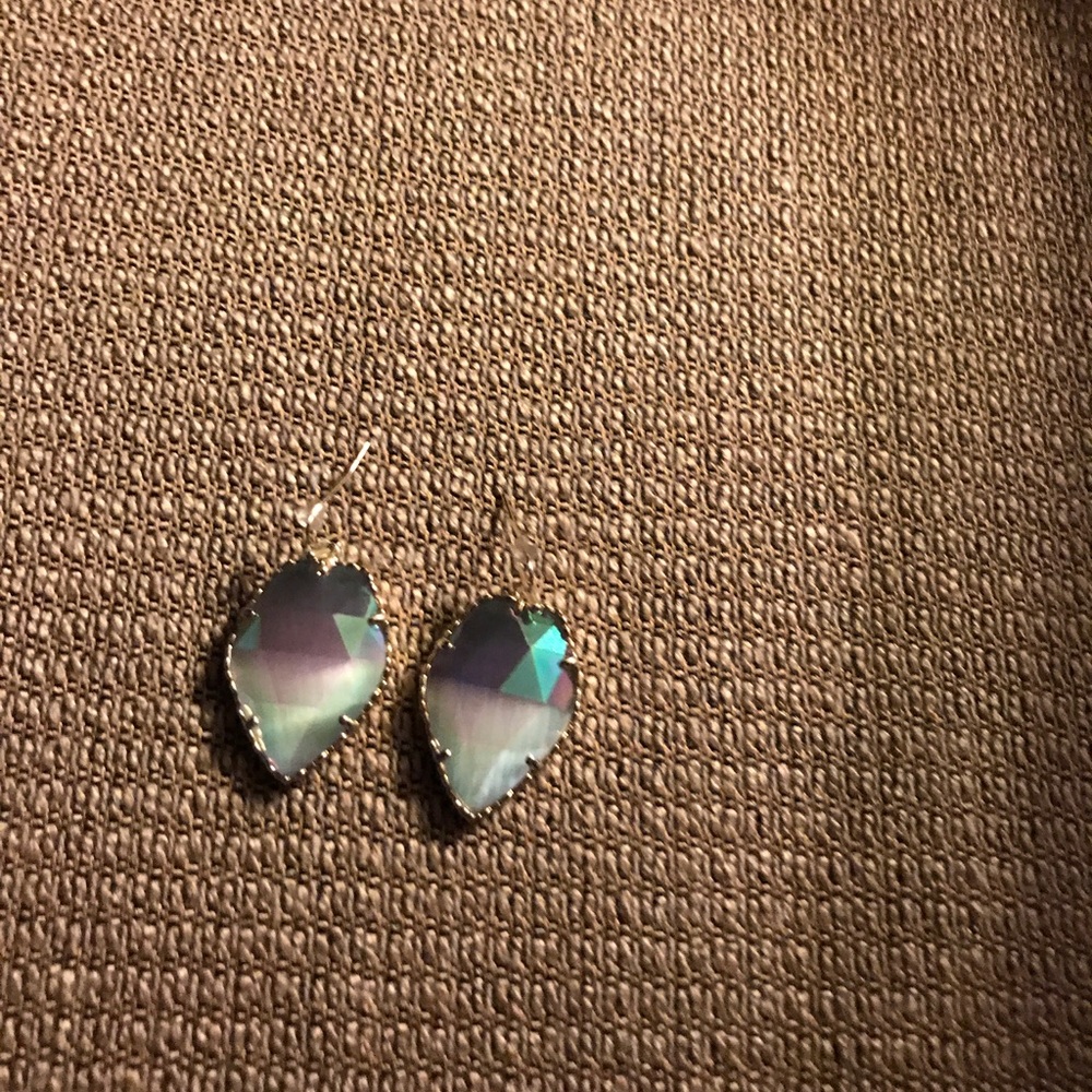Kendra Scott stunning pierced euro -drop earrings