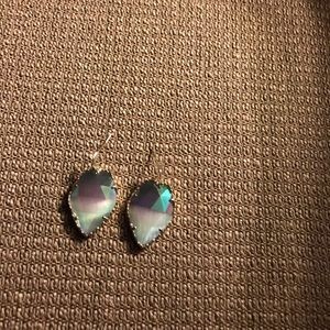 Kendra Scott stunning pierced euro -drop earrings