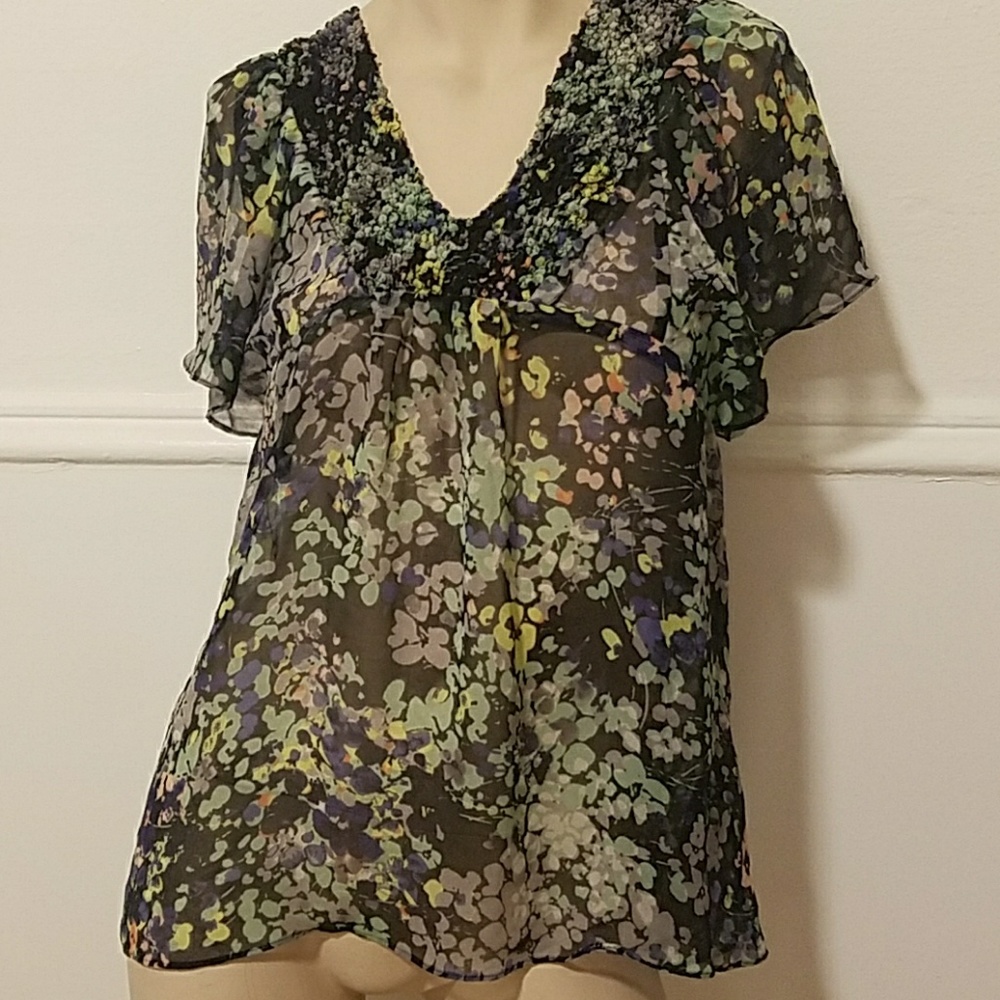 H&M Blue and black floral top