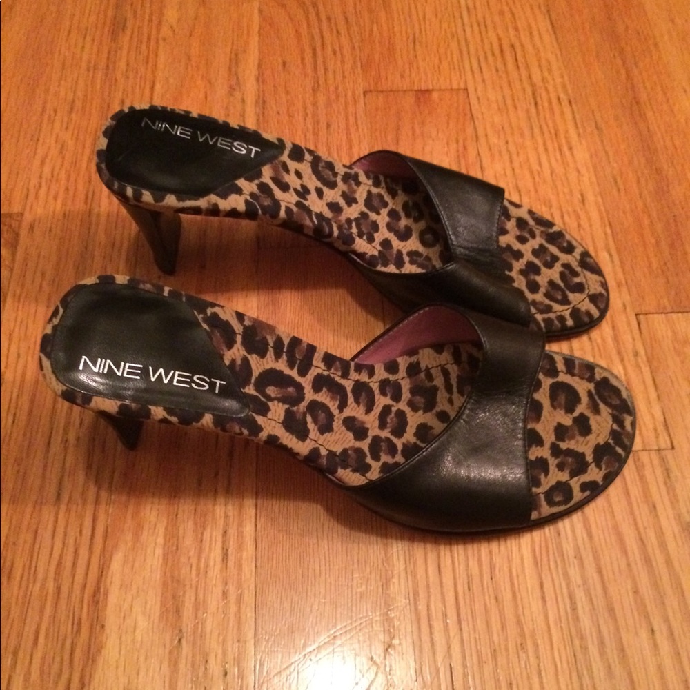 VINTAGE NINE WEST CHEETAH HEELS