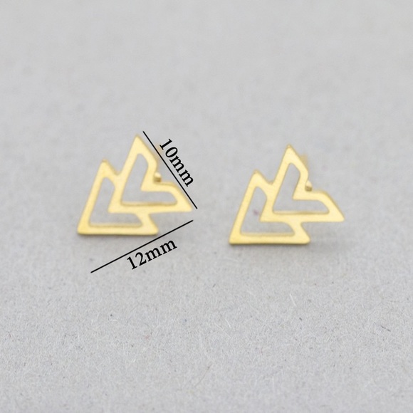 ⚡️LAST⚡️| 18K PLATED CHEVRON STUDS | - Picture 4 of 7