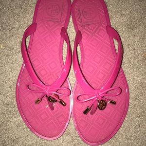 Sandals/Flip Flops